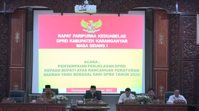 Penyampaian Penjelasan DPRD Kepada Bupati atas Rancangan Peraturan Daerah yang Berasal dari DPRD Tahun 2023