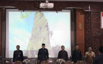 Penetapan Rancangan Persetujuan Bersama Bupati Karanganyar dan DPRD Kabupaten Karanganyar Terhadap Raperda Tentang Rencana Perlindungan dan Pengelolaan Lingkungan Hidup Tahun 2024-2054