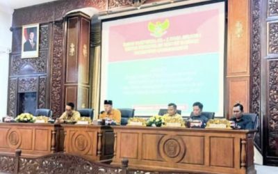 Rapat Paripurna DPRD Kab. Karanganyar dengan agenda Penetapan 10 (sepuluh) Raperda masuk dalam Program Propemperda Karanganyar Tahun 2026