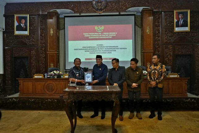 DPRD Kabupaten Karanganyar Terima Laporan Keterangan Pertanggungjawaban (LKPJ) Bupati Karanganyar Tahun Anggaran 2025